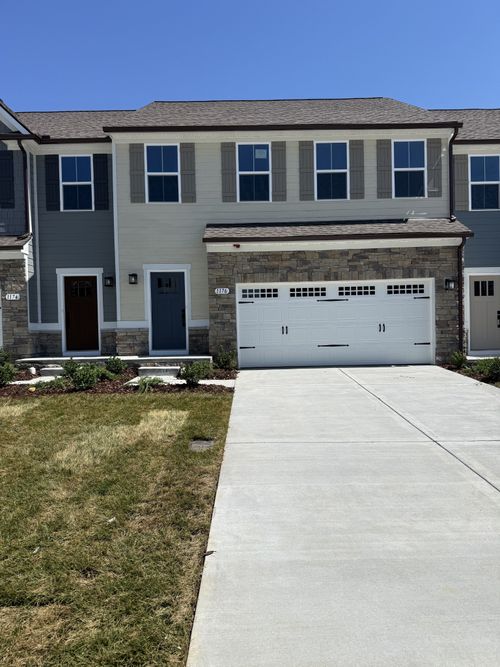 1176 Savannah Ave, Gallatin, TN, 37066-6751 | Card Image