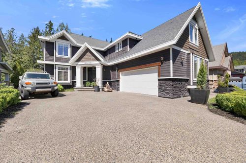 1012 Jay Crescent, Squamish, BC, V8B0P2 | Card Image