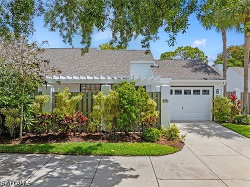 32-879 Meadowland Dr, NAPLES, FL, 34108-3501 | Card Image