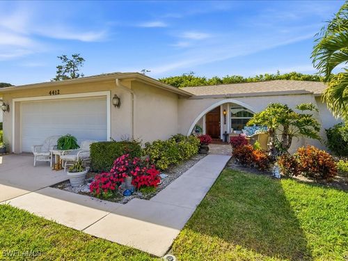 4412 Beechwood Lake Dr, NAPLES, FL, 34112-5203 | Card Image