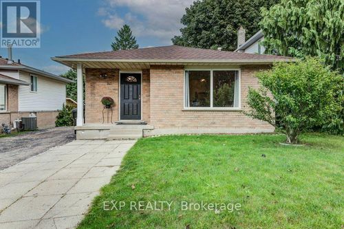 143 Sunrise Pl, Kitchener, ON, N2B3S8 | Card Image