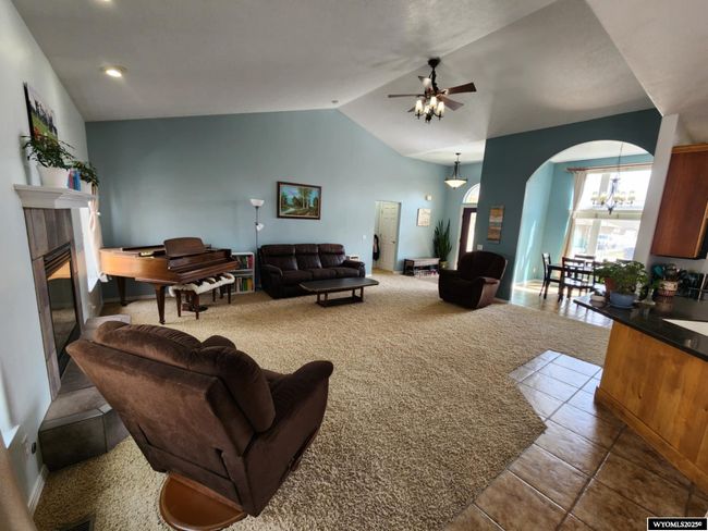 510 Oak Creek Dr, House other with 6 bedrooms, 3 bathrooms and null parking in Rock Springs WY | Image 5