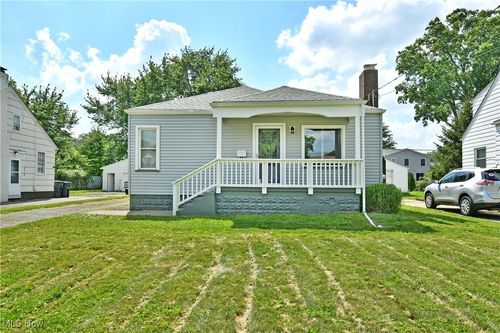 364 Meadowbrook Ave Se, Warren, OH, 44483-6329 | Card Image