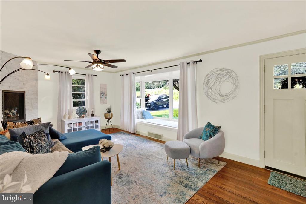 Residential in MILLERSVILLE 3