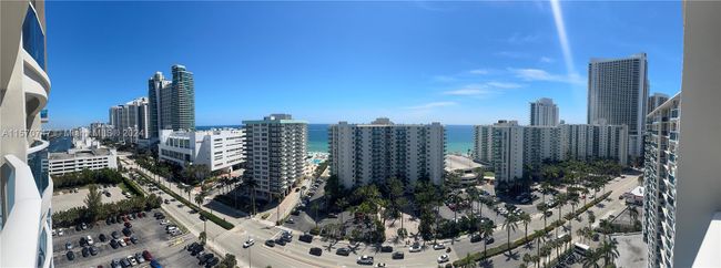 1718 - 3800 S Ocean Dr, Condo with 2 bedrooms, 2 bathrooms and null parking in Hollywood FL | Image 15