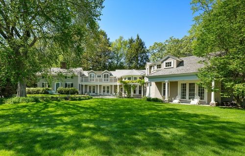 198 Clyde St, Chestnut Hill, MA, 02467-2904 | Card Image
