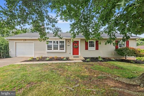 7240 Audubon Dr, HARRISBURG, PA, 17111-4022 | Card Image