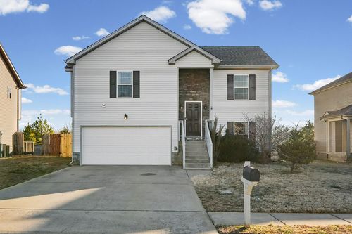 1304 Freedom Dr, Clarksville, TN, 37042-8247 | Card Image