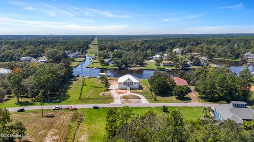 13215 Riverwalk Cir, D'Iberville, MS, 39540-7773 | Card Image