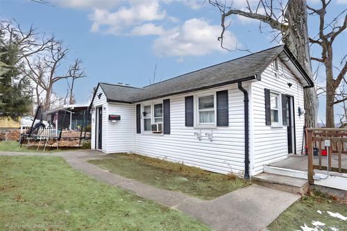 30 Lindbergh Ln, New City, NY, 10956-3110 | Card Image