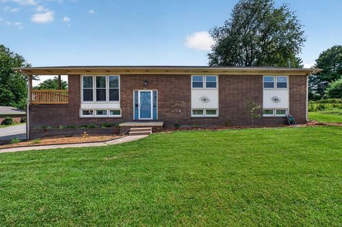 117 Gillen Dr, Sparta, TN, 38583-1401 | Card Image