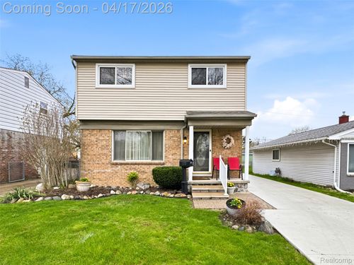 133 N Bywood Ave, Clawson, MI, 48017-1411 | Card Image