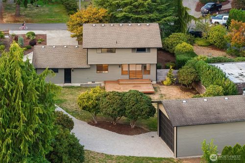 11404 17th Pl Ne, Lake Stevens, WA, 98258-9556 | Card Image