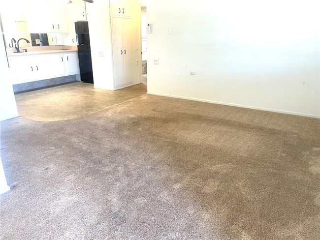 2 - 1660 Monterey Rd, Home with 2 bedrooms, 1 bathrooms and null parking in Seal Beach CA | Image 9