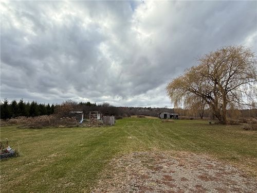 3827 Cross Rd, Watkins Glen, NY, 14891-9798 | Card Image