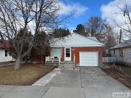 873 10th St, Idaho Falls, ID, 83404-5004 | Card Image