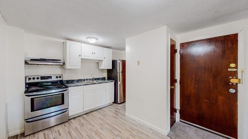 apt-1-770 Cummins Hwy, Boston, MA, 02126-1739 | Card Image