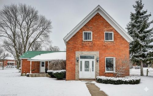 130 Arthur St, Atwood, ON, N0G1B0 | Card Image