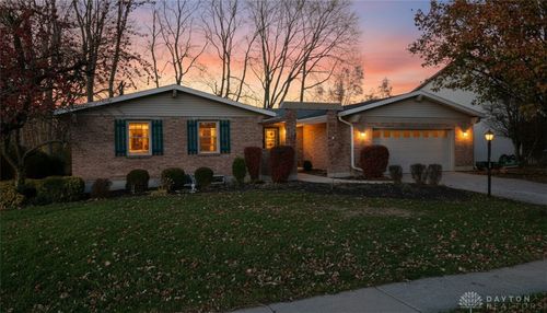 199 Finsbury Ln, Troy, OH, 45373-1554 | Card Image