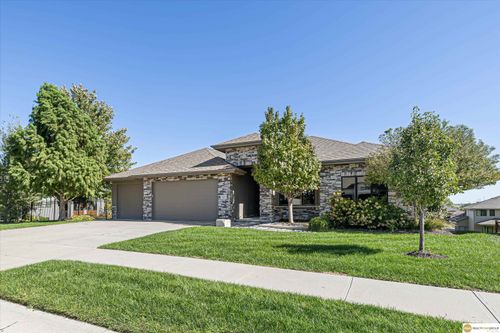 1611 S 208th St, Elkhorn, NE, 68022-2717 | Card Image