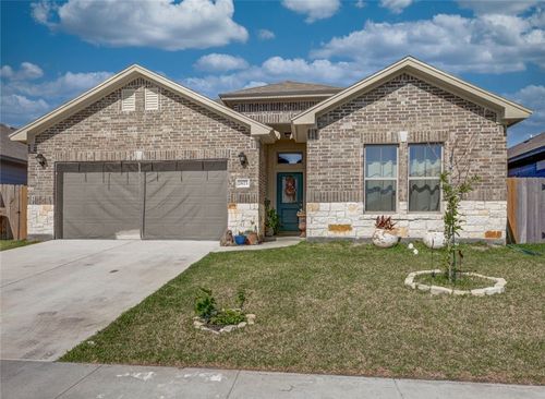 2673 Westeros St, Corpus Christi, TX, 78415-1317 | Card Image