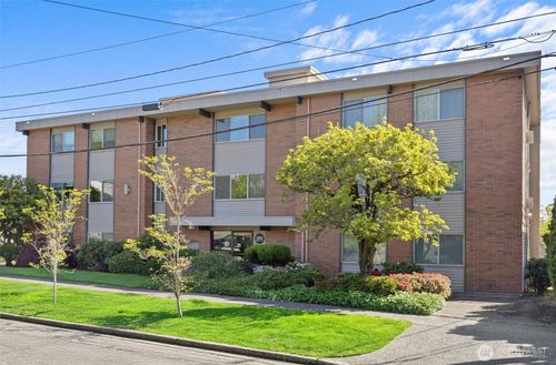 apt-102-1964 26th Ave W, Seattle, WA, 98199-4149 | Card Image