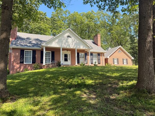 21 Oakwood Dr, Oil City, PA, 16301-2107 | Card Image