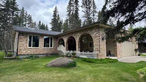63 Wolf Dr, Redwood Meadows, AB, T3Z1A3 | Card Image