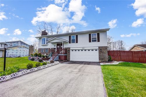 3959 Forest Ridge Blvd, Dayton, OH, 45424-4832 | Card Image