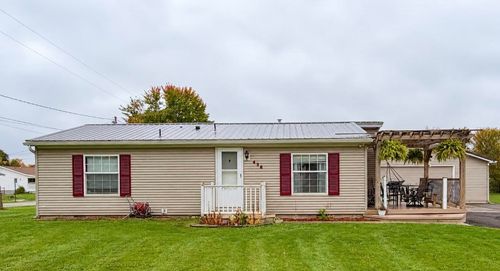 436 E Water St, Vernon, MI, 48476 | Card Image