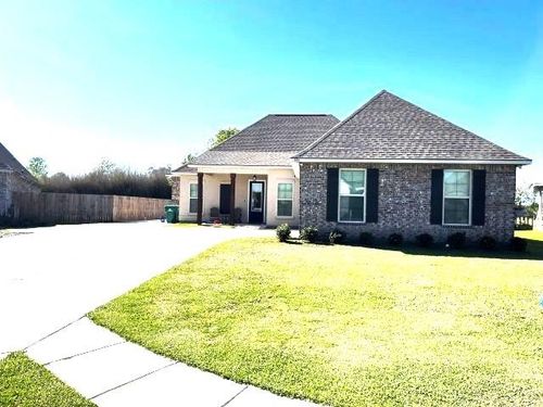 331 Modesto Dr, Houma, LA, 70364-2575 | Card Image