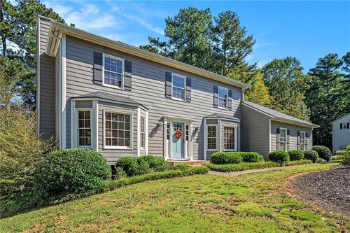3951 Millwood Ln Nw, Lilburn, GA, 30047-2655 | Card Image