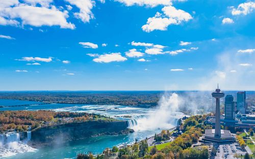 5145 Kitchener St, Niagara Falls, ON, L2G1B1 | Card Image