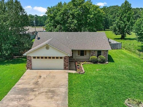 131 Cody Dr, Searcy, AR, 72143-8847 | Card Image