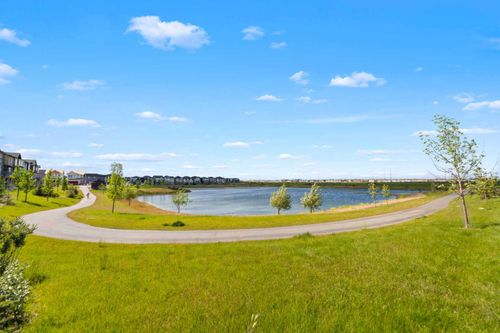 292 Savanna Dr Ne, Calgary, AB, T3J5T3 | Card Image