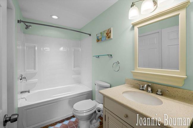 10466 Riverview Dr, House other with 5 bedrooms, 4 bathrooms and null parking in Plainwell MI | Image 13