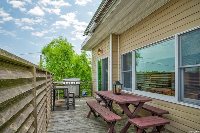 69 Walnut Walk, House other with 3 bedrooms, 2 bathrooms and null parking in Fair Harbor NY | Image 27