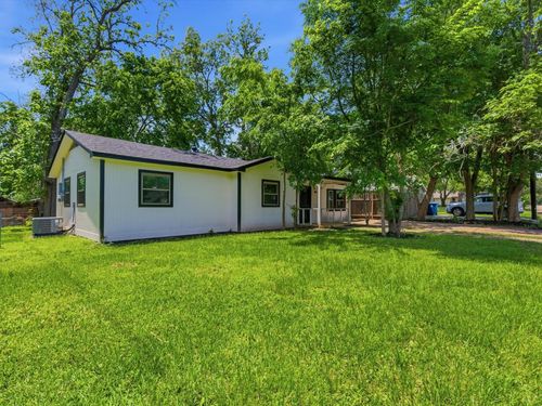 725 Lafayette Street, Hempstead, TX, 77445 | Card Image