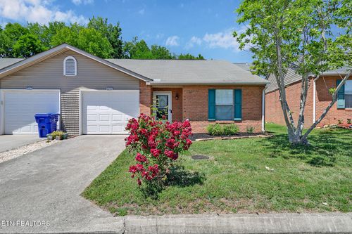 8059 Intervale Way, Powell, TN, 37849-5421 | Card Image