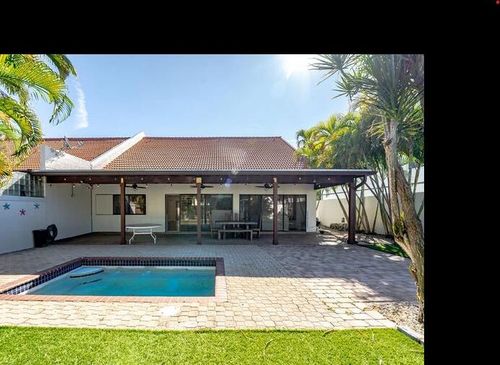 665 Jeffery St, Boca Raton, FL, 33487-3912 | Card Image