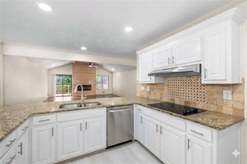 234 Shadow Lake Dr Sw, Lilburn, GA, 30047-2919 | Card Image