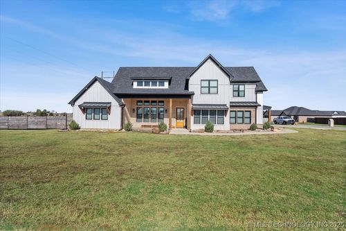 19 Conner Way, Calera, OK, 74730-5140 | Card Image