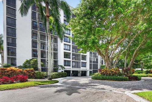 5051-6805 Willow Wood Drive, Boca Raton, FL, 33434 | Card Image