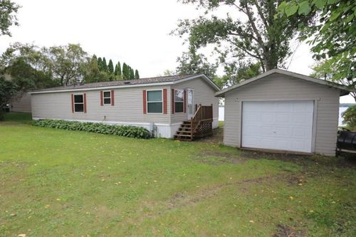 41004 Marion Dr N, Perham, MN, 56573-9044 | Card Image