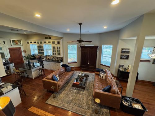 1615 Houston Ave, Houston, TX, 77007-4137 | Card Image