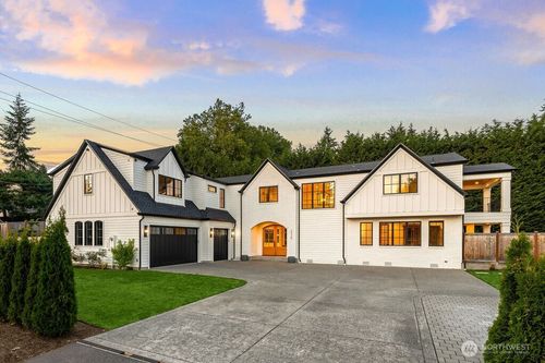 2320 85th Pl Ne, Clyde Hill, WA, 98004-2408 | Card Image