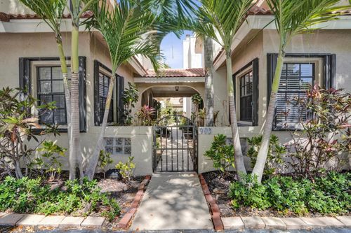 16-905 Se 12th Ct, Fort Lauderdale, FL, 33316-2081 | Card Image