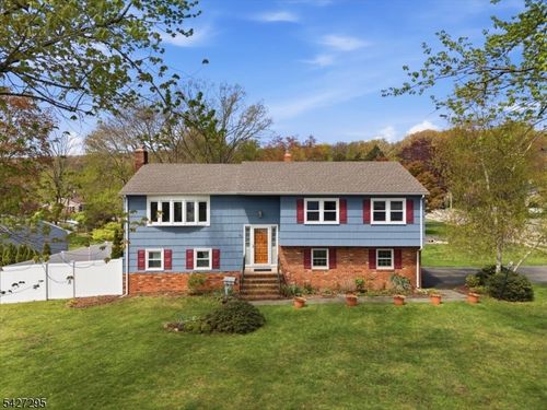 153 Birch St, Dover, NJ, 07801-2242 | Card Image