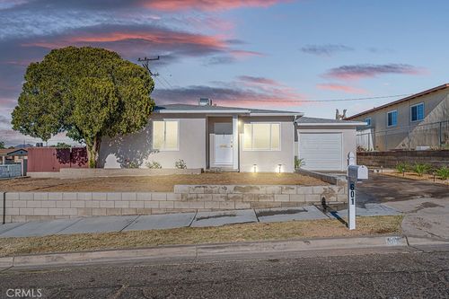 601 Kathleen Dr, Barstow, CA, 92311-3128 | Card Image