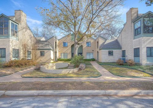 2633 Mccart Ave, Fort Worth, TX, 76110-2230 | Card Image